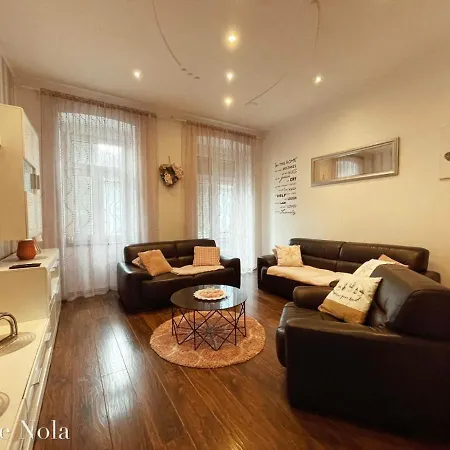 House Lona Holiday home *